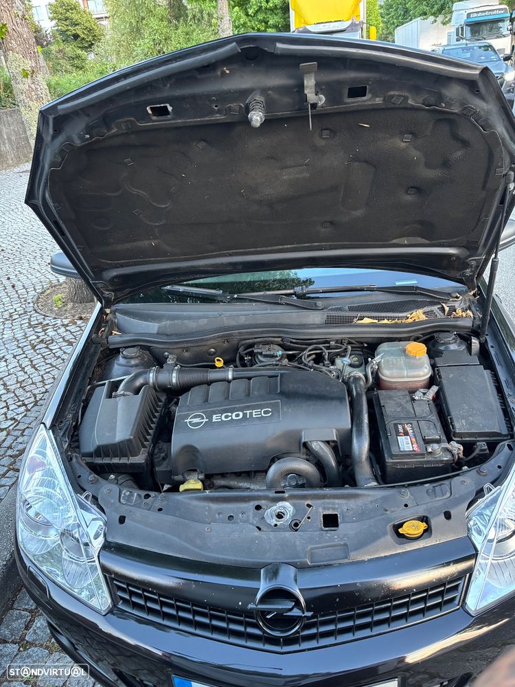 Opel Astra GTC 1.3 CDTI - 3