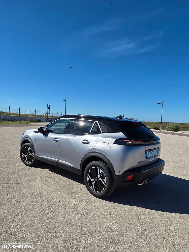 Peugeot 2008 PureTech 130 EAT8 GT - 7