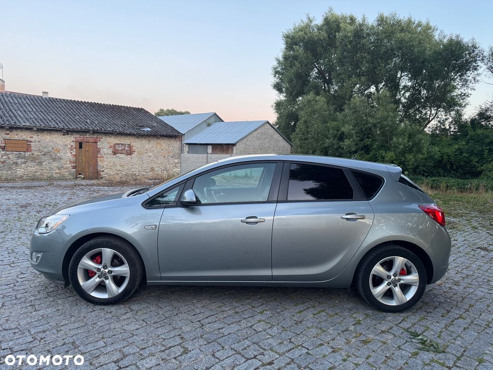 Opel Astra 1.6 Color Edition - 13
