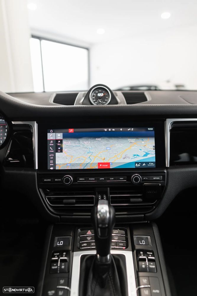 Porsche Macan S - 38