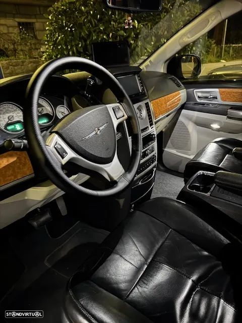 Chrysler Grand Voyager 2.8 CRD ATX Limit. Stow Go - 10