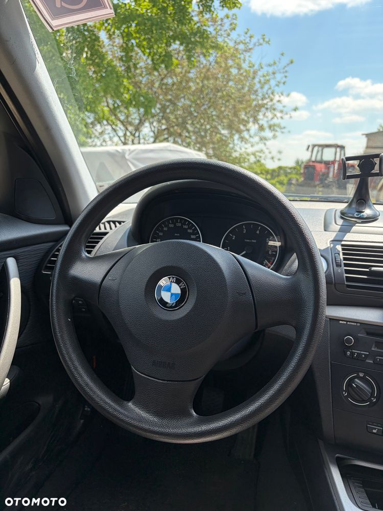 BMW Seria 1 116i - 10