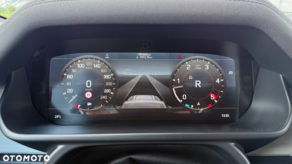 Land Rover Defender 3.0 D250 mHEV SE - 17