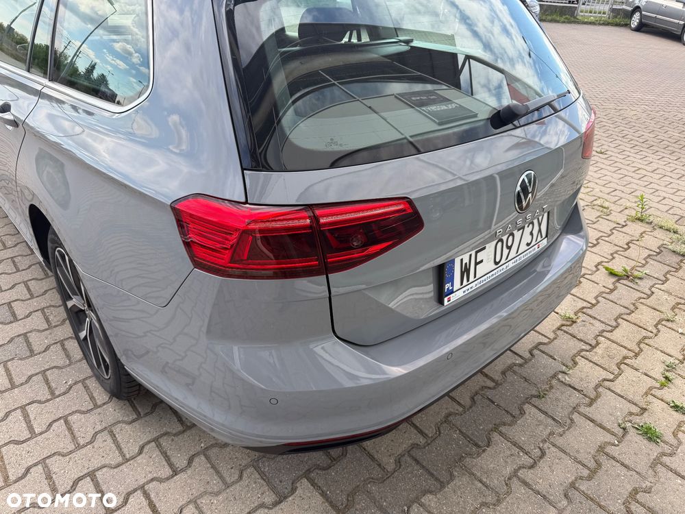 Volkswagen Passat Variant 2.0 TDI EVO Business - 11