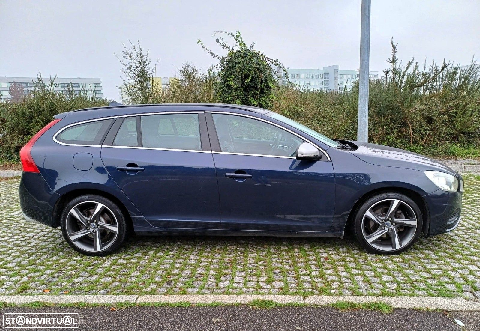 Volvo V60 1.6 D2 R-Design Momentum - 5
