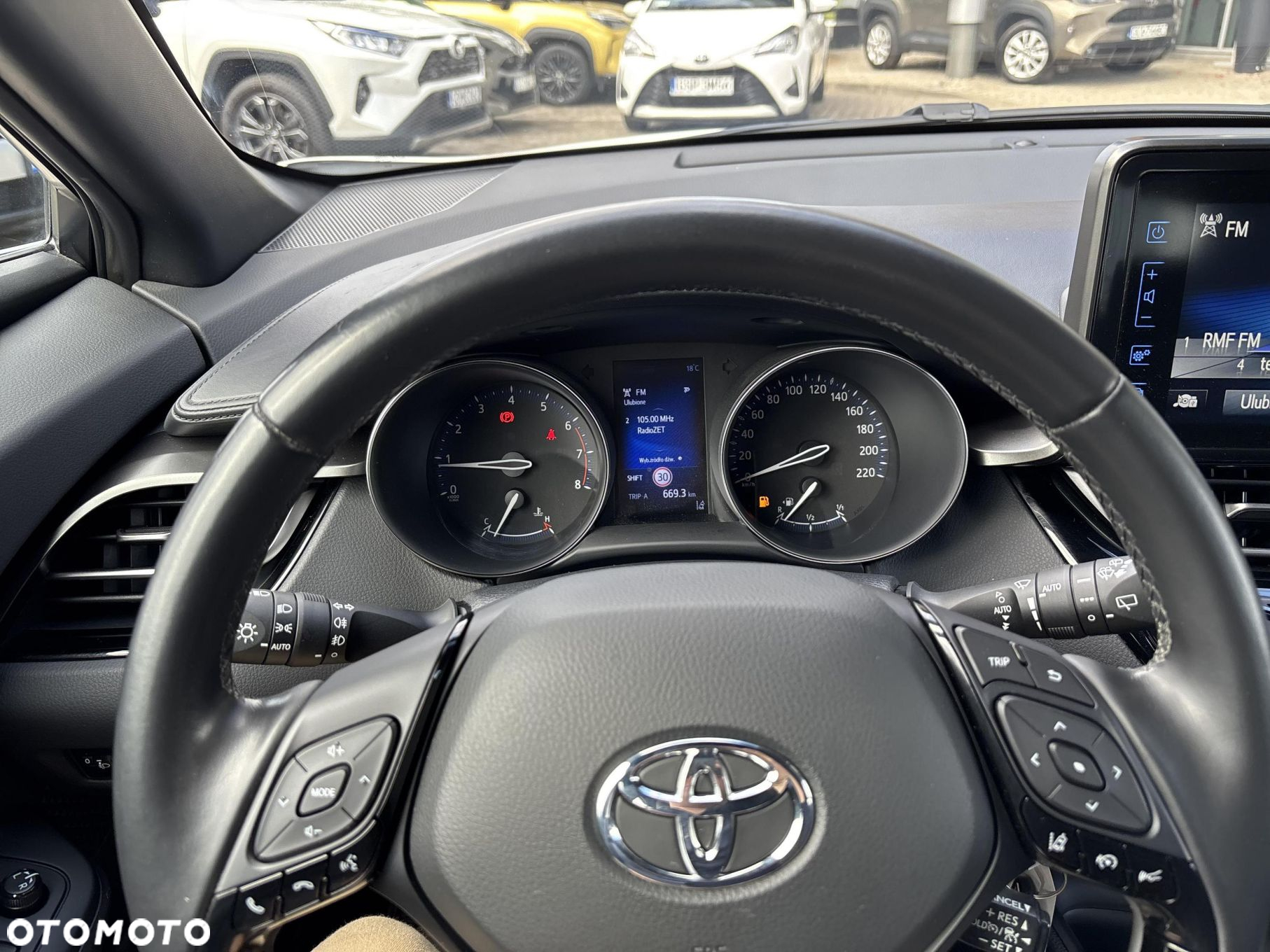 Toyota C-HR 1.2 T GPF Premium - 17