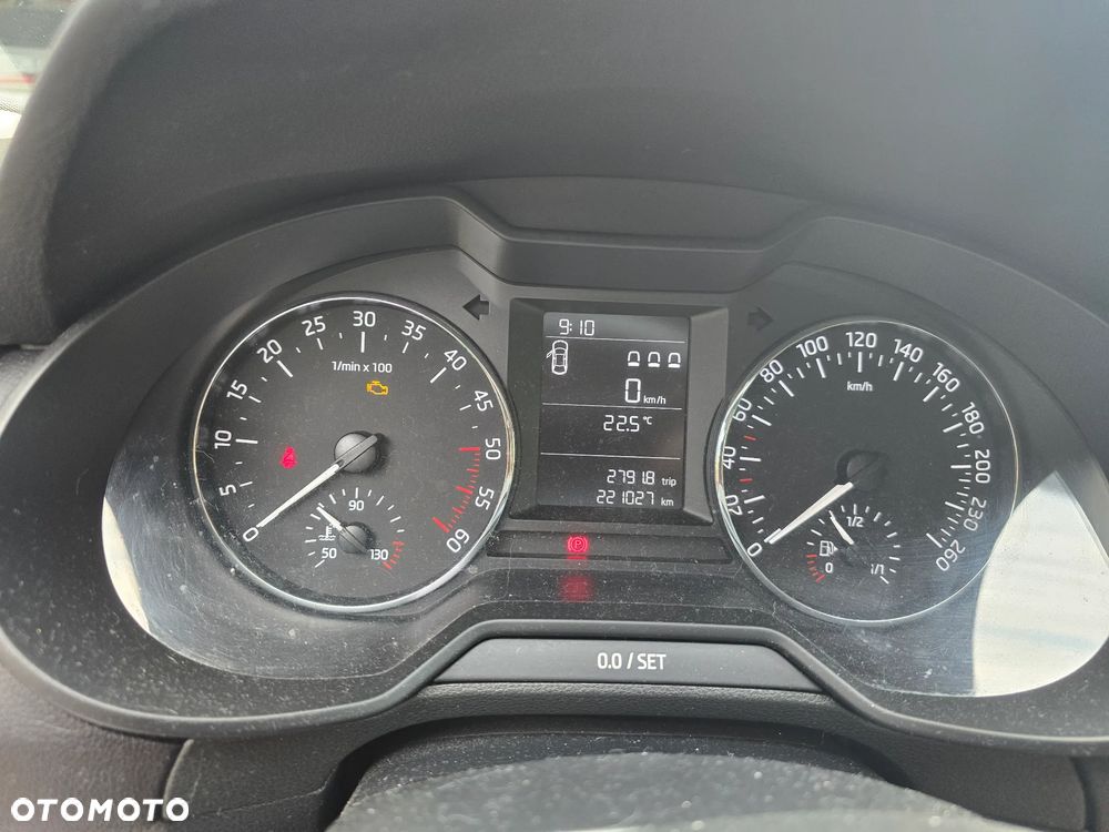 Skoda Octavia 1.6 TDI Edition - 12