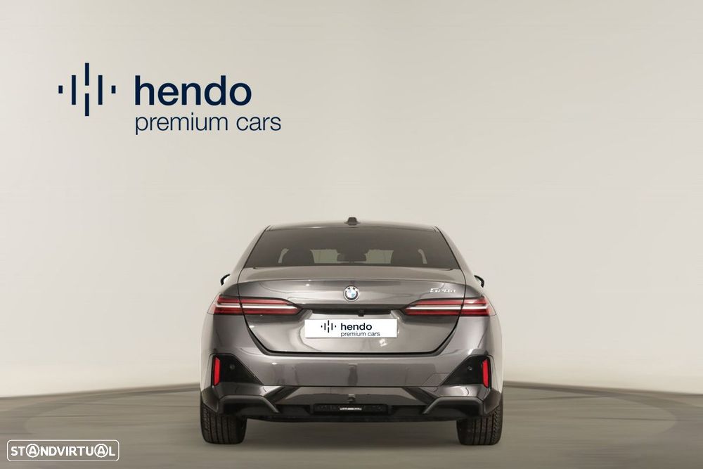 BMW 520 d Pack Desportivo M - 6