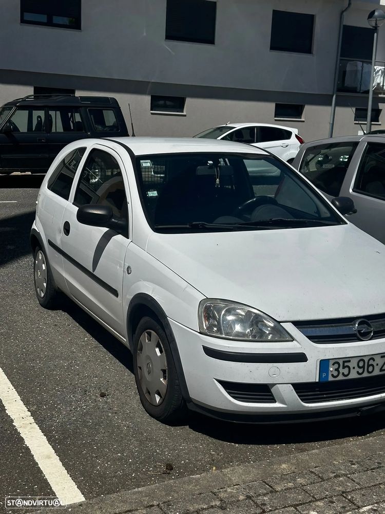 Opel Corsa 1.3 CDTi First - 1