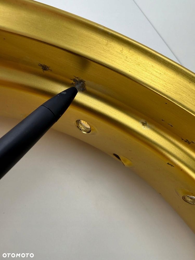 Obręcz ramka tylnej felgi + szprychy Yamaha Tenere 700 2019+ - 12