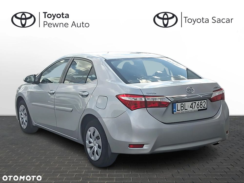 Toyota Corolla 1.6 Premium - 3