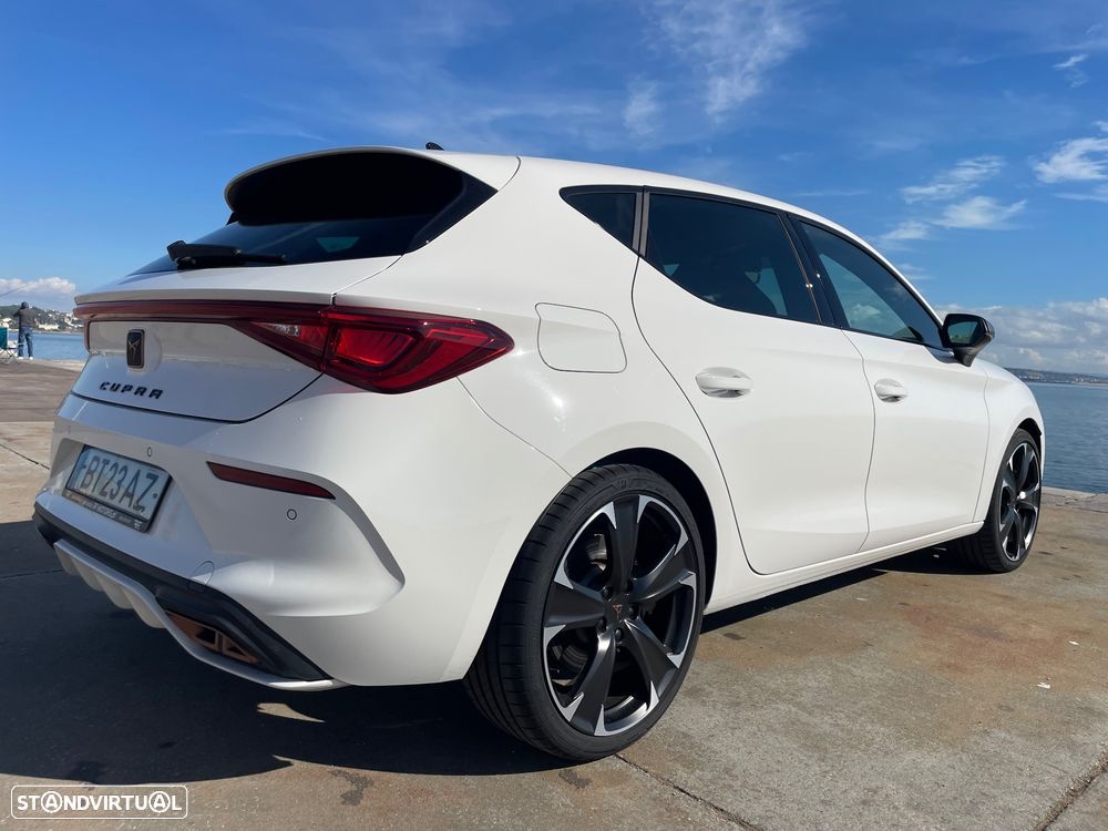 Cupra Leon 1.4 e-Hybrid VZ DSG - 3