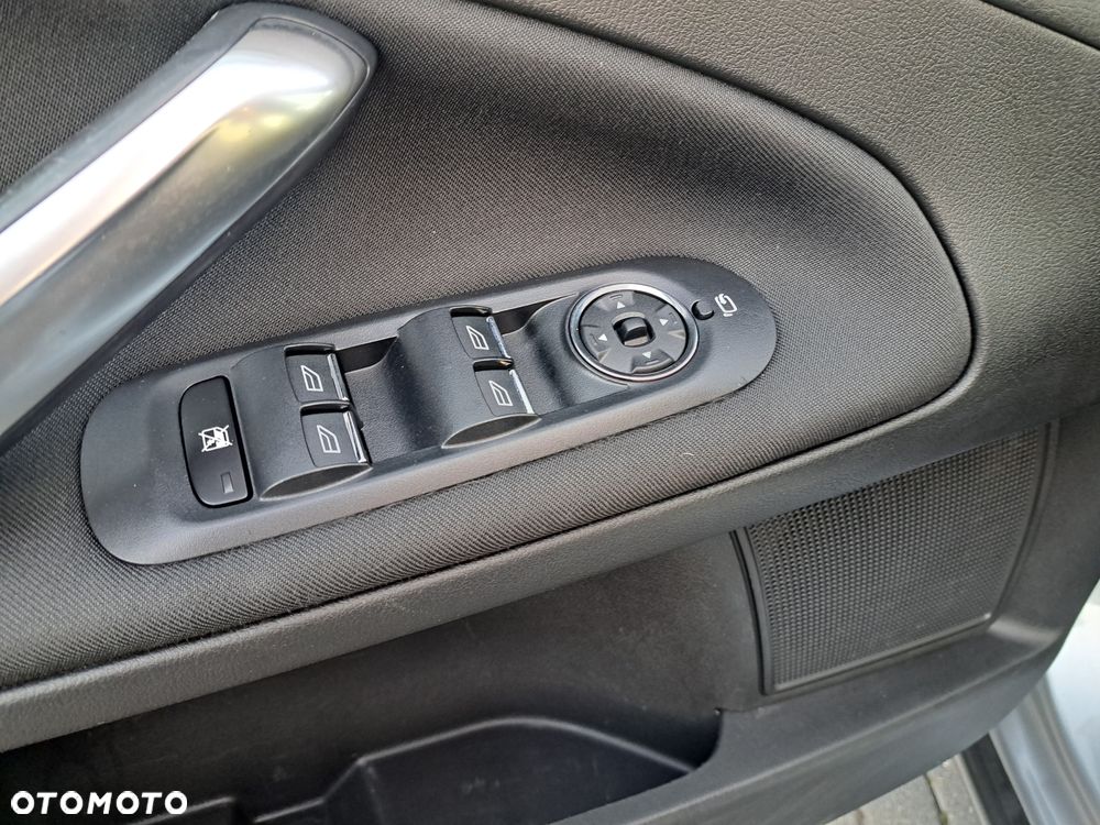 Ford Mondeo 2.0 TDCi Champions Edition - 19