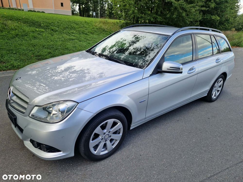 Mercedes-Benz Klasa C 200 (BlueEFFICIENCY) - 4