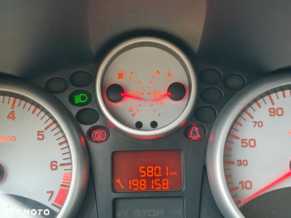Peugeot 206 plus 1.1 Presence Euro5 - 27