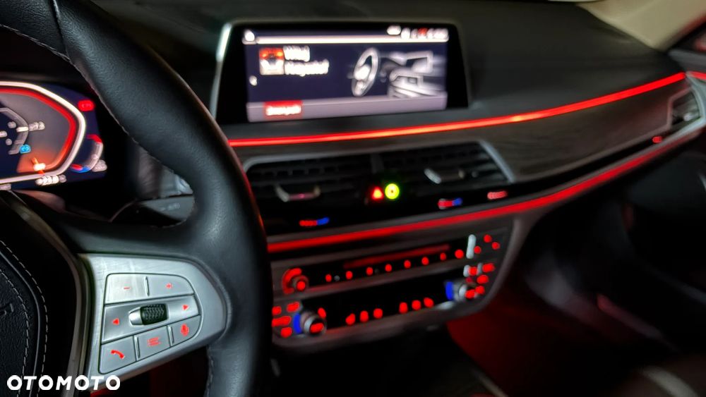 BMW Seria 7 730Ld xDrive mHEV - 16