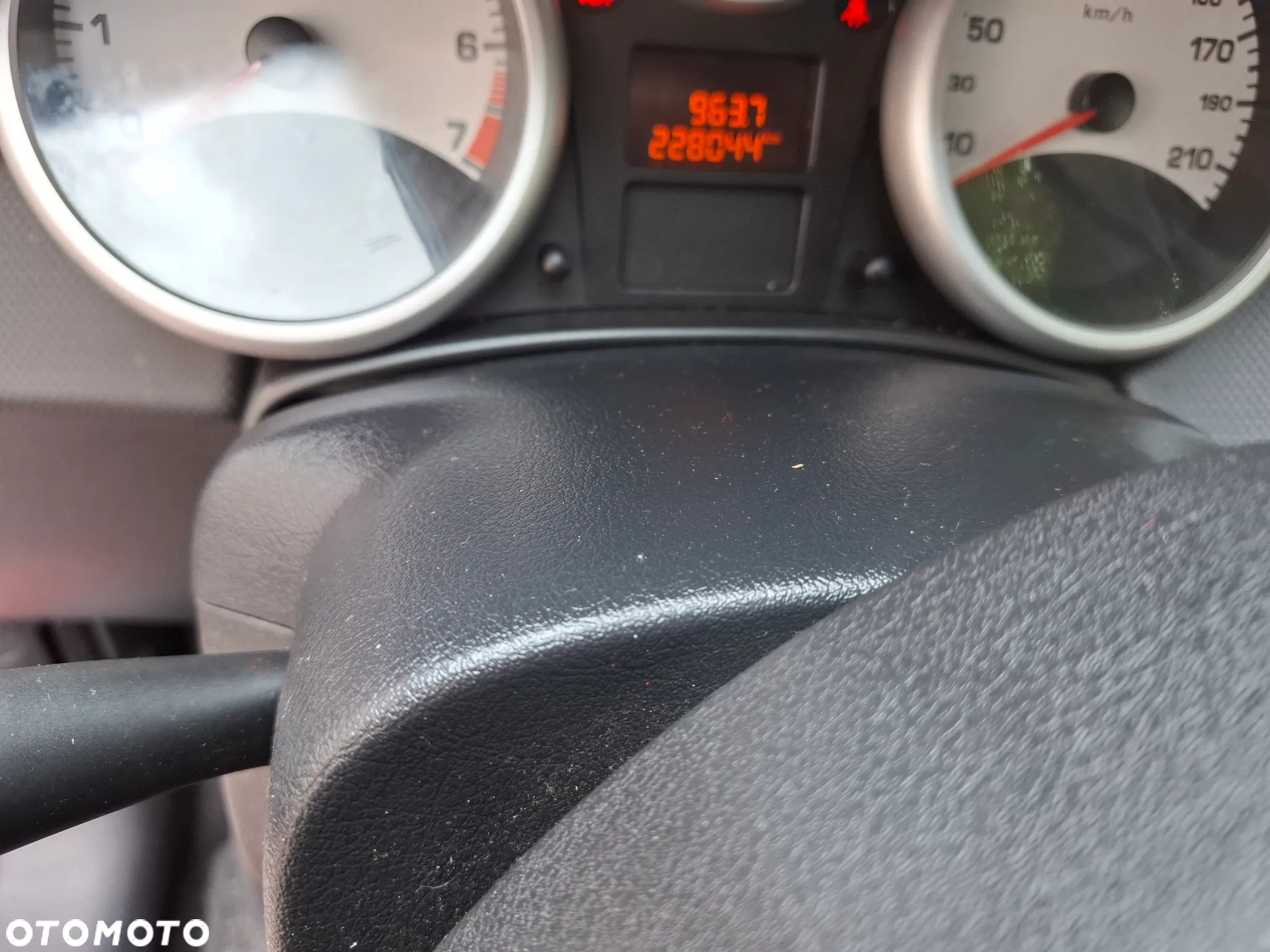 Peugeot 207 - 7