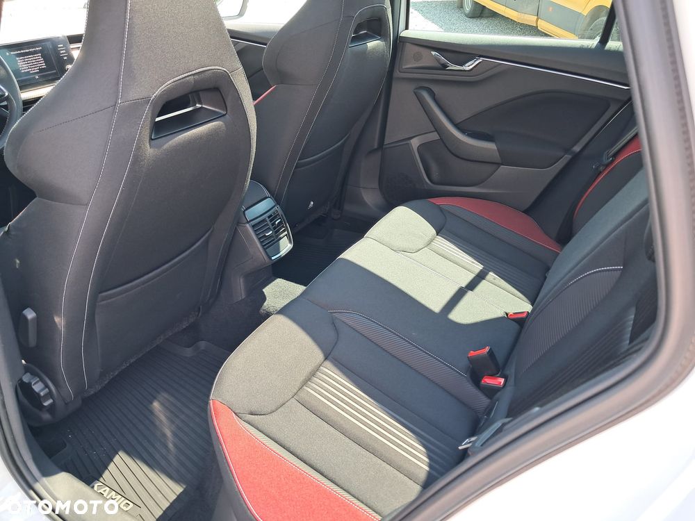 Skoda Kamiq 1.0 TSI Monte Carlo DSG - 15