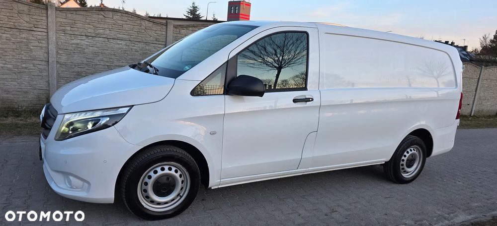 Mercedes-Benz VITO - 10
