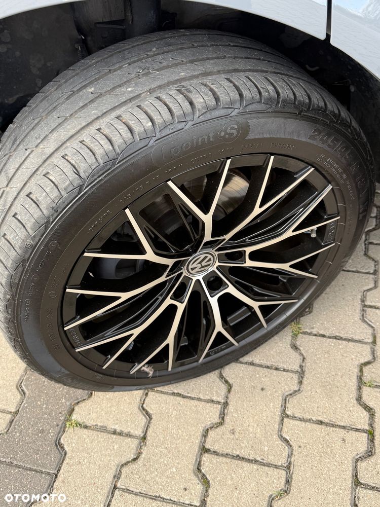 Volkswagen Caravelle 2.0 TDI L2 Highline DSG - 37