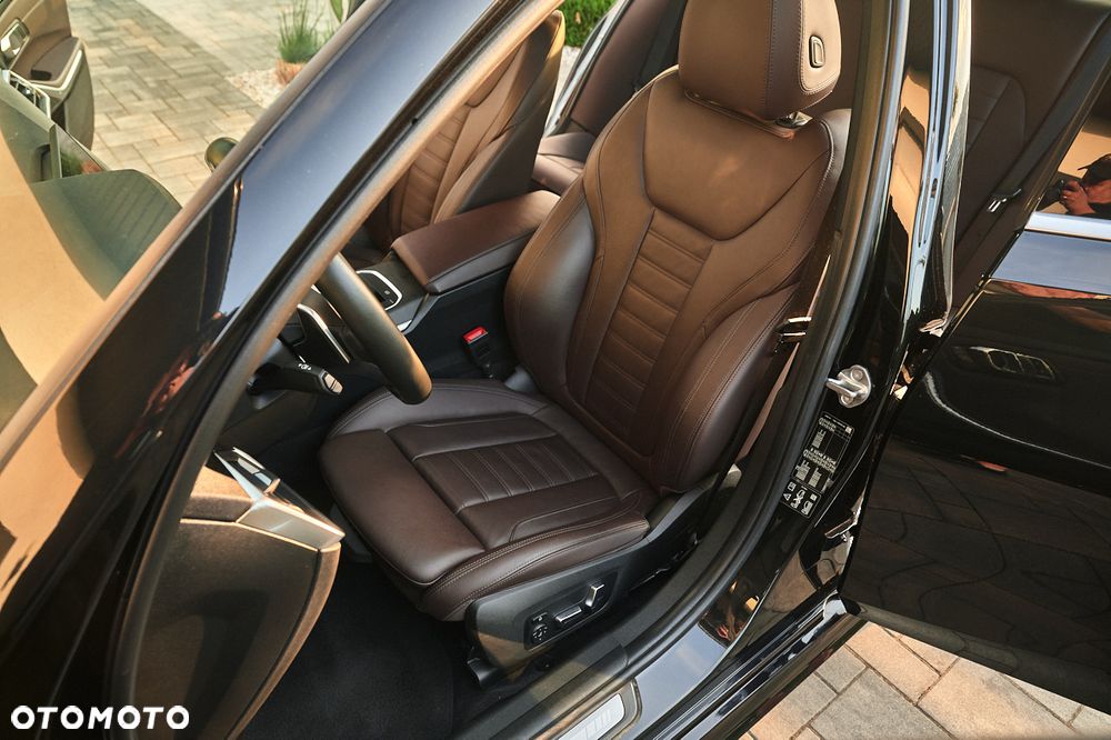 BMW Seria 3 320d xDrive mHEV M Sport sport - 21