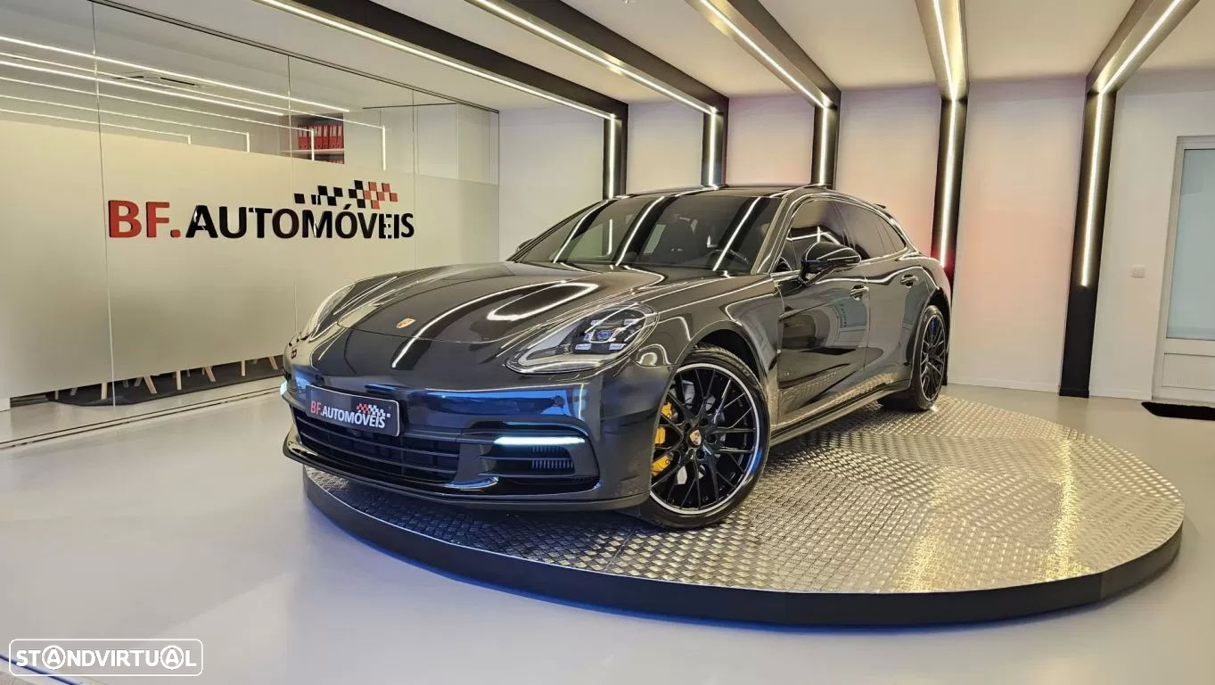 Porsche Panamera Sport Turismo 4 E-Hybrid 10 Years Edition - 10