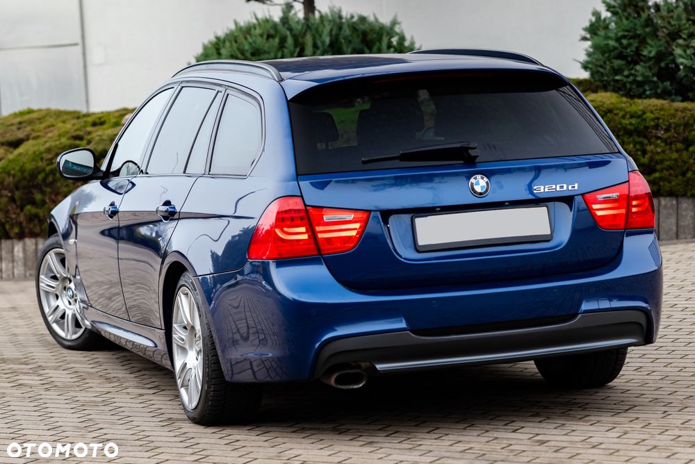 BMW Seria 3 320d DPF Edition Sport - 9