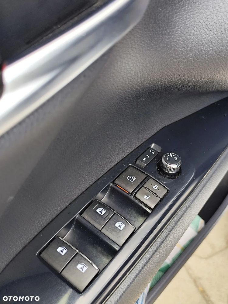 Toyota Camry 2.5 Hybrid Executive CVT - 22