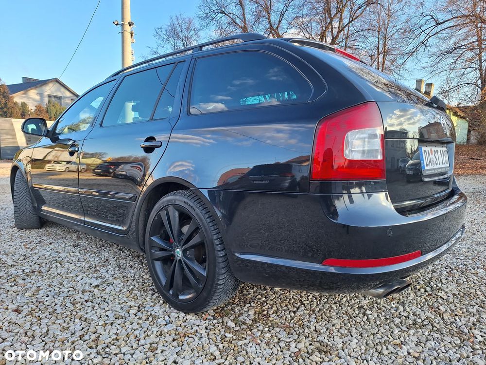 Skoda Octavia 2.0 TDI RS DSG - 6
