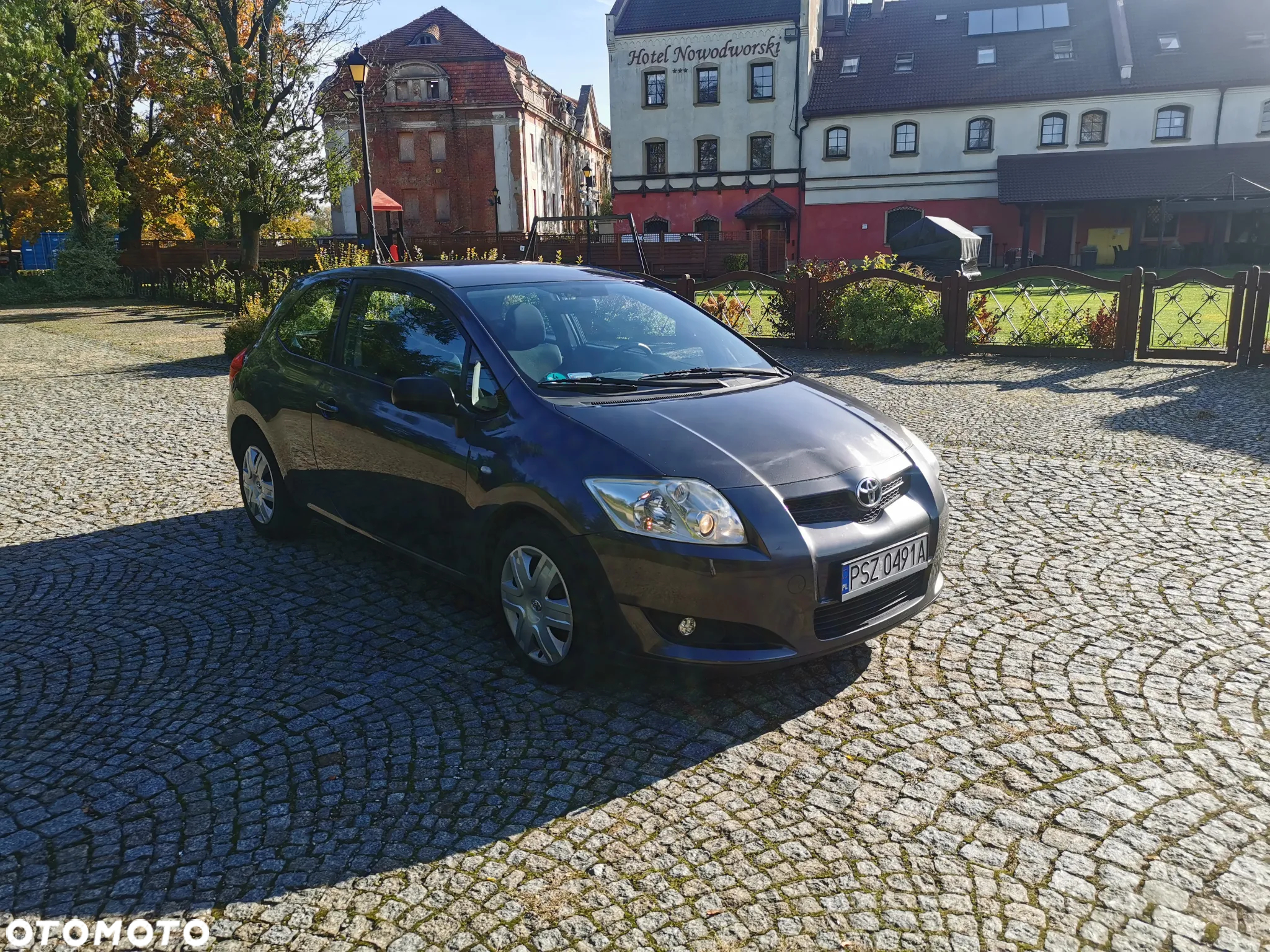 Toyota Auris 1.6 VVT-i Premium - 2
