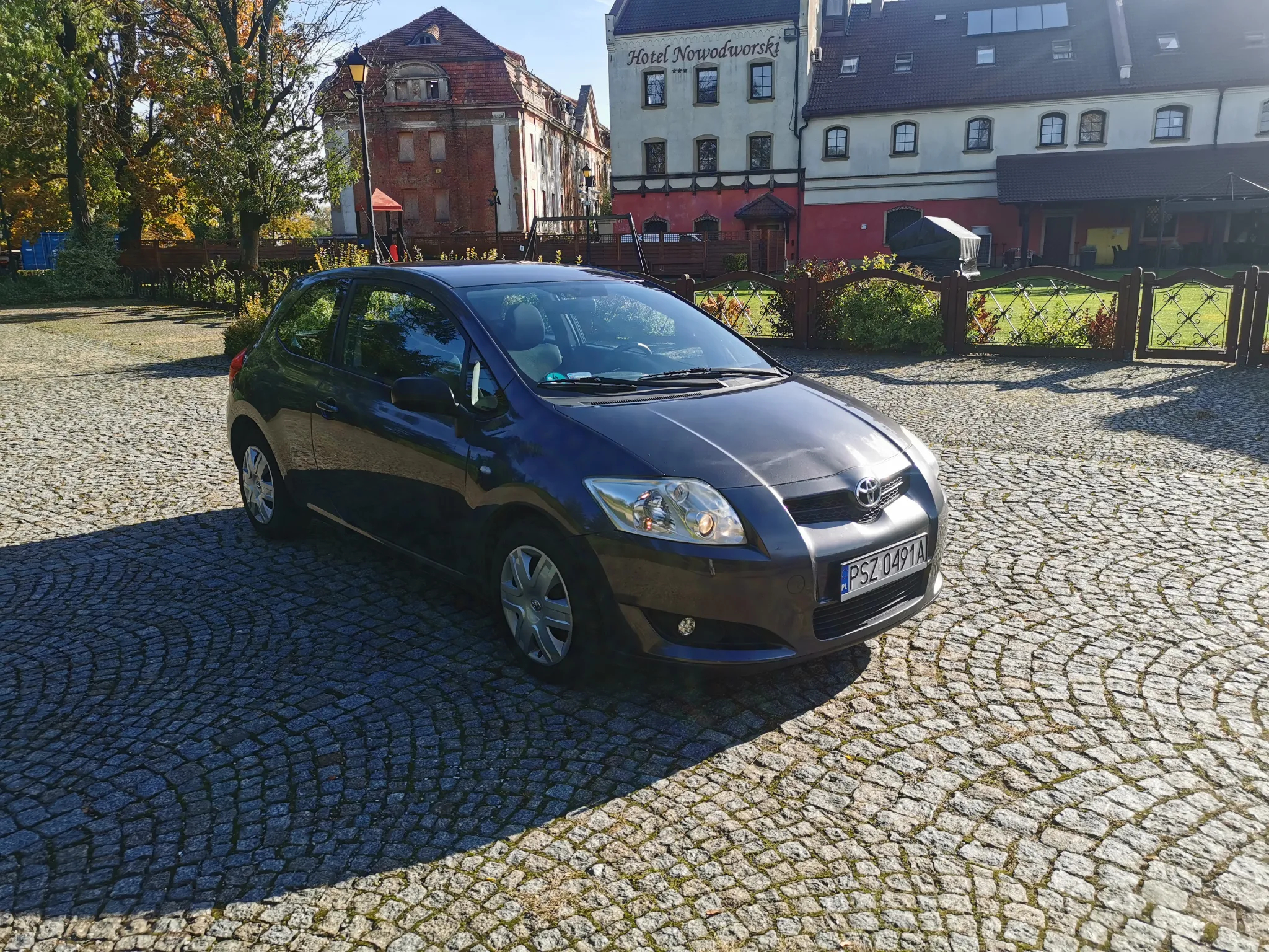 Toyota Auris 1.6 VVT-i Premium - 2