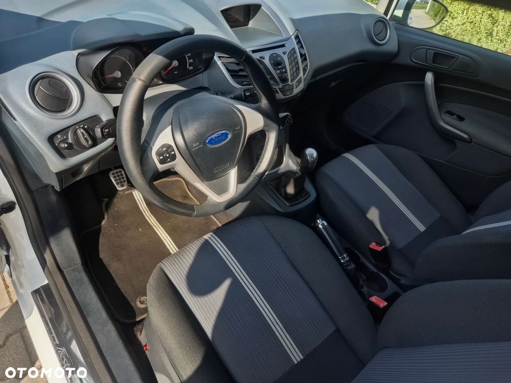 Ford Fiesta 1.25 Titanium - 18