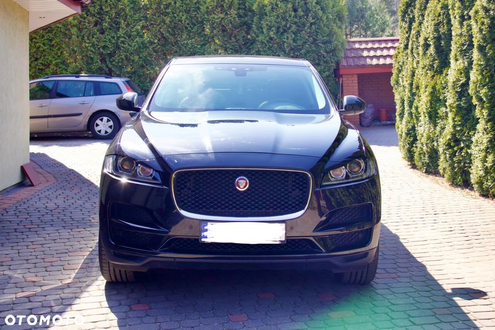 Jaguar F-Pace 20d Portfolio - 3