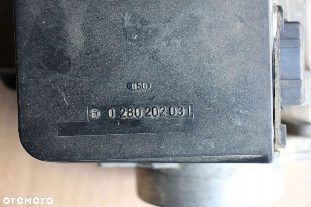 Przepływomierz powietrza BMW m20b20 m20 2.0 e30 e34 320i 520i 0280202031 - 7