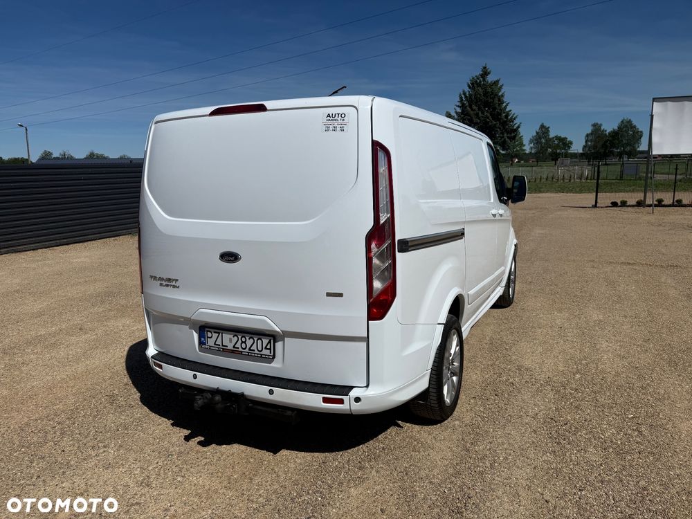 Ford Transit Custom - 13