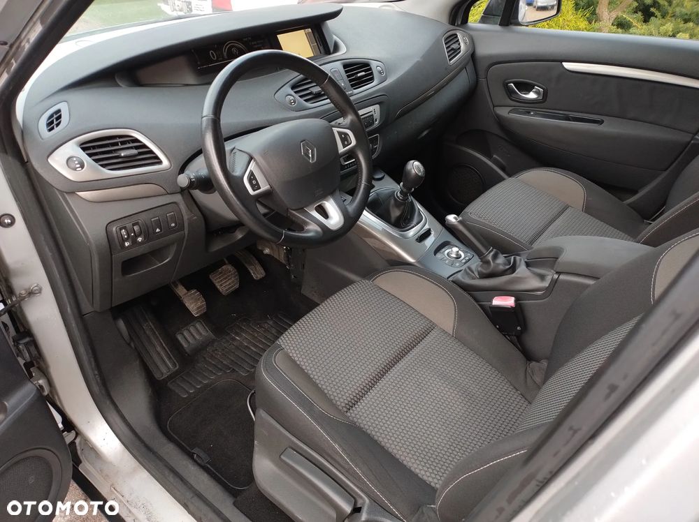 Renault Scenic ENERGY dCi 130 Euro 6 S&S Xmod Bose Edition - 27
