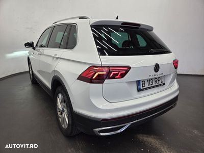 Volkswagen Tiguan 2.0 TDI DSG Elegance - 2