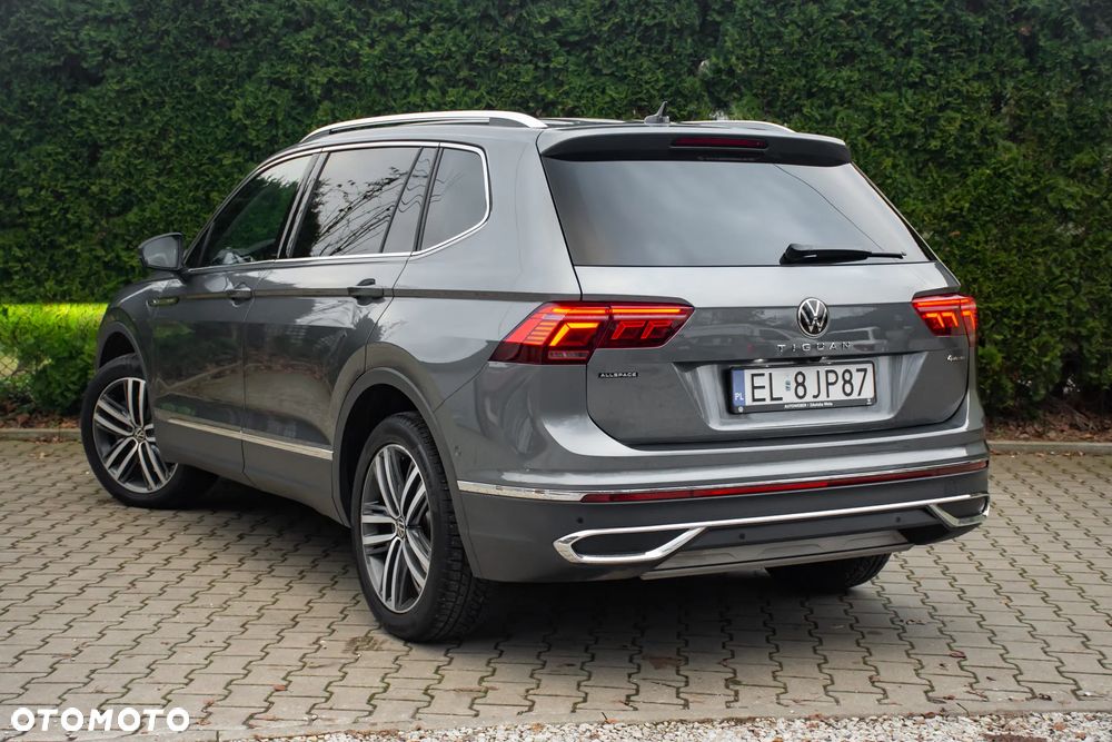 Volkswagen Tiguan 2.0 TSI 4Mot Elegance DSG - 4