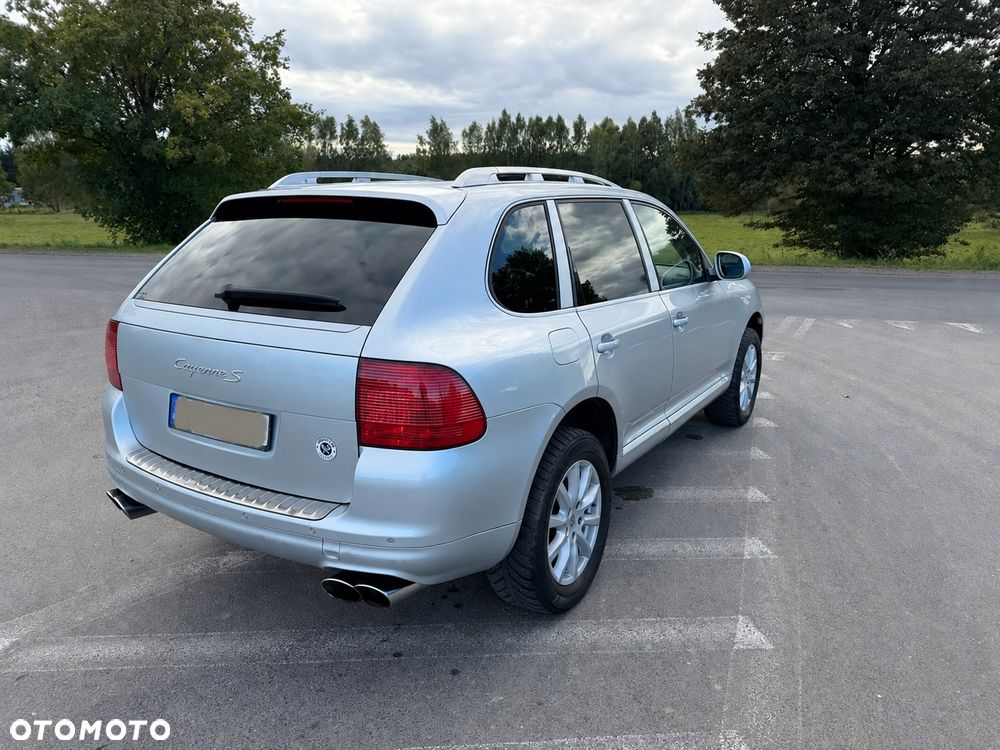 Porsche Cayenne - 5