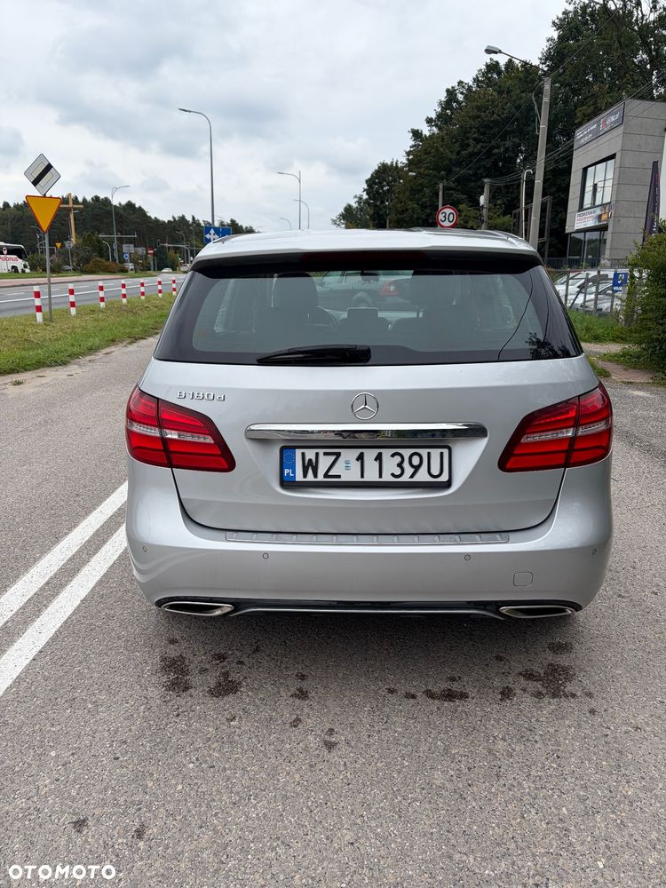 Mercedes-Benz Klasa B 180 (CDI) d 7G-DCT AMG Line - 4