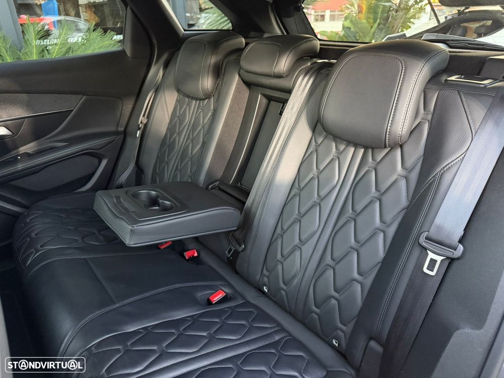 Peugeot 3008 1.6 Hybrid Allure e-EAT8 - 18