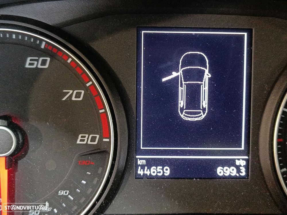 SEAT Arona 1.0 TSI FR - 6