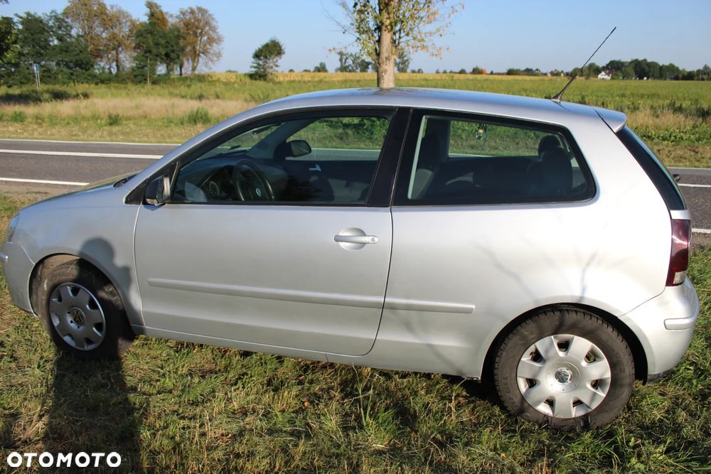 Volkswagen Polo 1.4 TDI Comfortline - 8