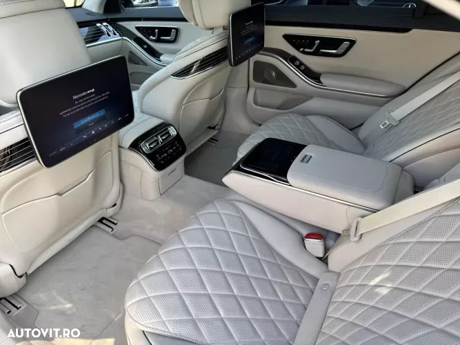 Mercedes-Benz S 400 d 4MATIC Long Aut - 11