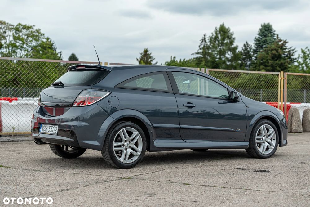Opel Astra GTC 1.8 Sport - 7