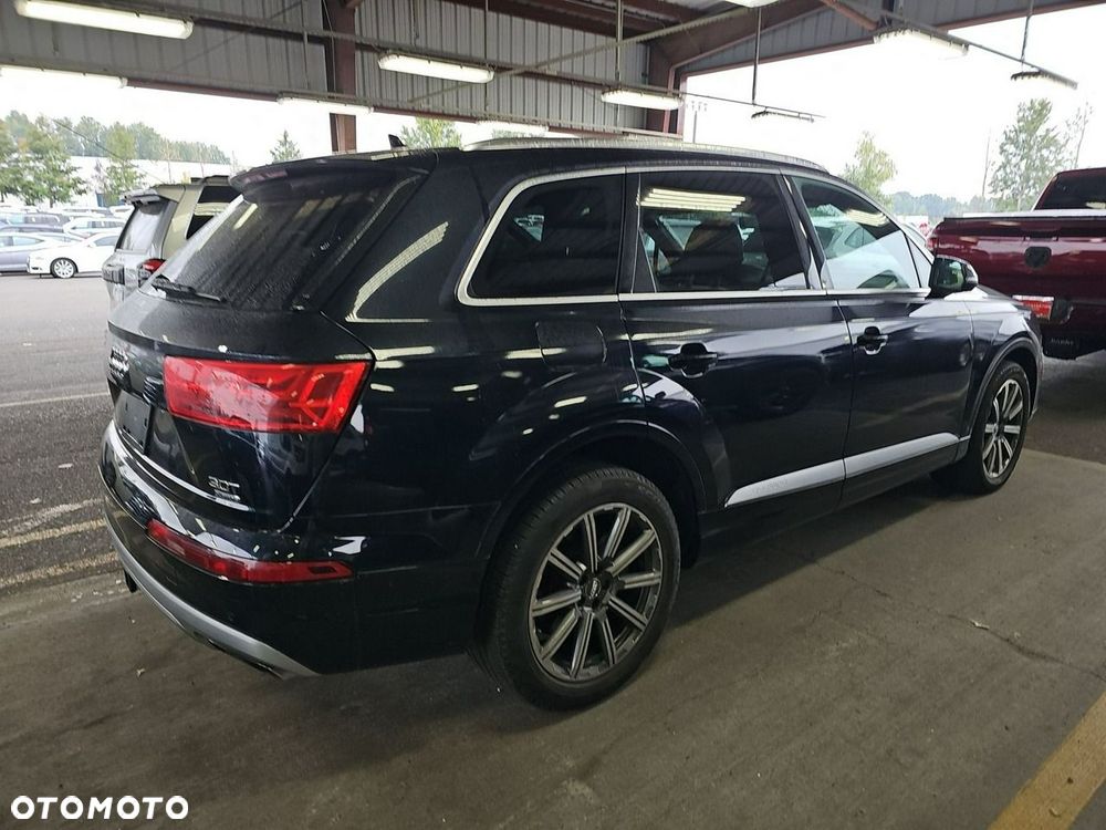 Audi Q7 - 3