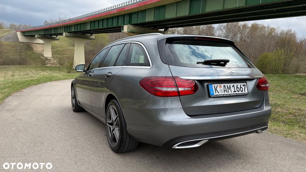 Mercedes-Benz Klasa C 200 d 9G-TRONIC - 32
