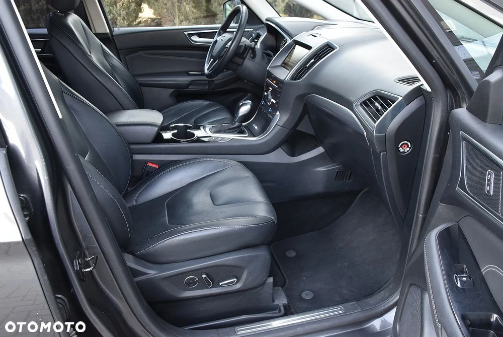 Ford S-Max 2.0 TDCi Titanium PowerShift - 39