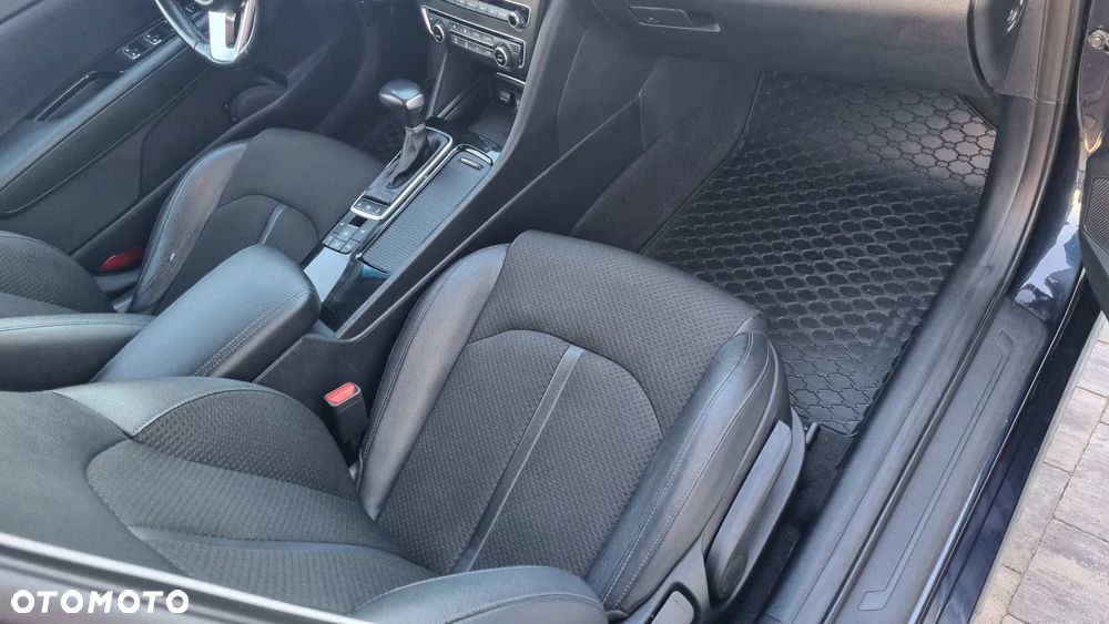 Kia Optima 1.6 T-GDI L DCT - 17