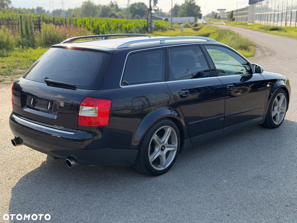Audi A4 Avant 1.8T Quattro - 4